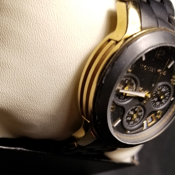 Authentic Michael Kors - Picture 3 of 16